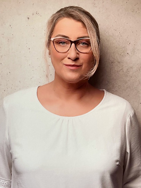 SAD-Logo Ansprechpartner Nancy Schenkelberg