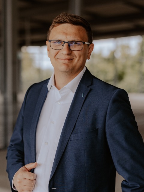 SAD-Logo Ansprechpartner Waldemar Popov-Feser