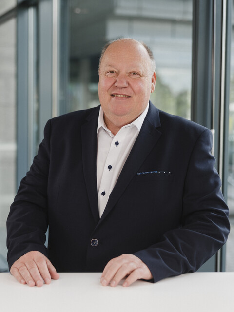 SAD-Logo Ansprechpartner Thomas Bender